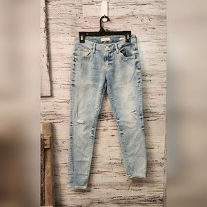 Guess jeans power curvy mid rise 28